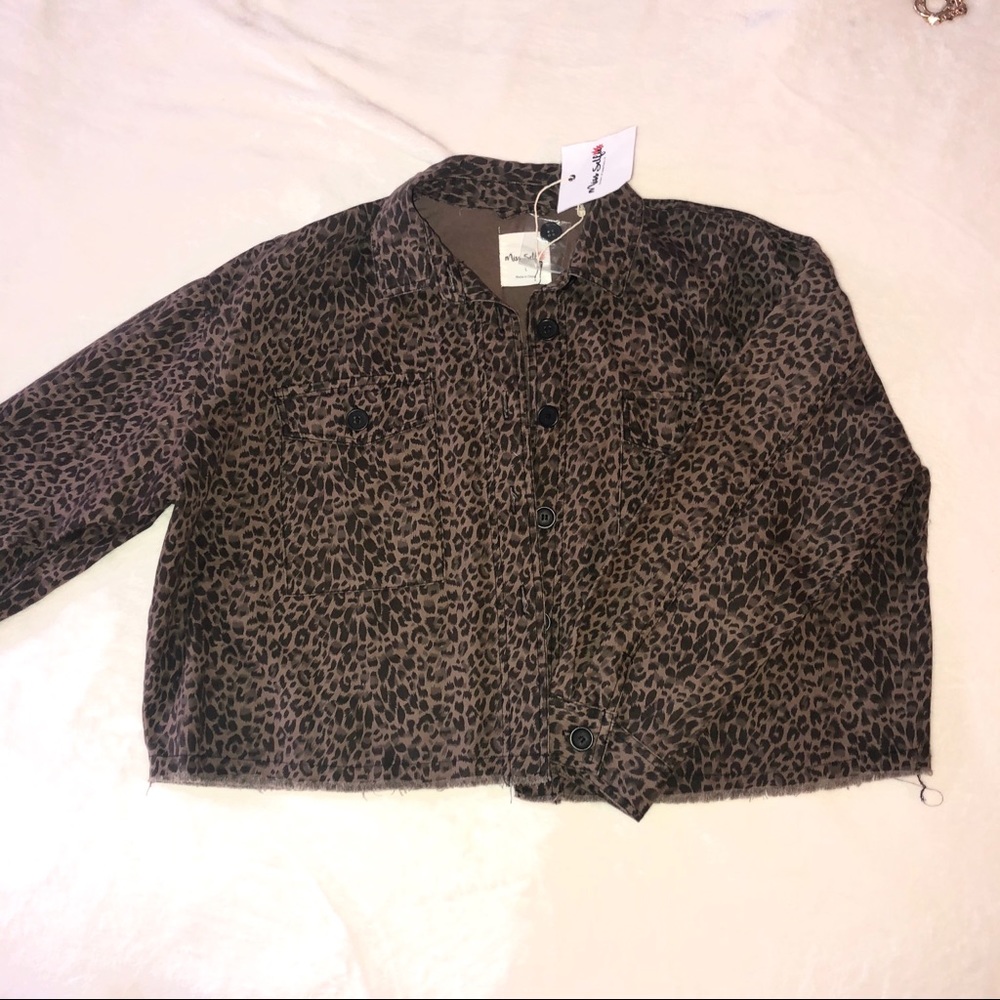 Cropped Leopard Jacket
